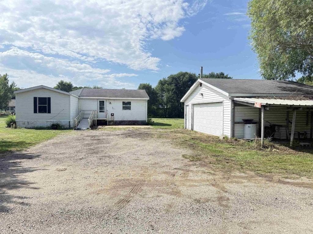 Photo of W692 Hwy 81, Brodhead, WI 53520 (MLS # 2032098)