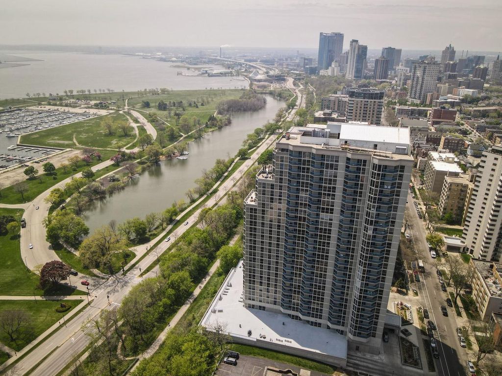 Photo of 1660 N Prospect AVENUE #2002, Milwaukee, WI 53202 (MLS # 1955027)