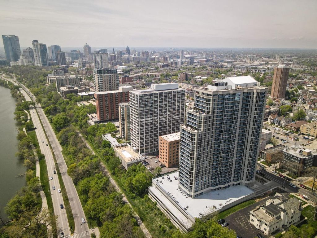 Photo of 1660 N Prospect AVENUE #2002, Milwaukee, WI 53202 (MLS # 1955027)