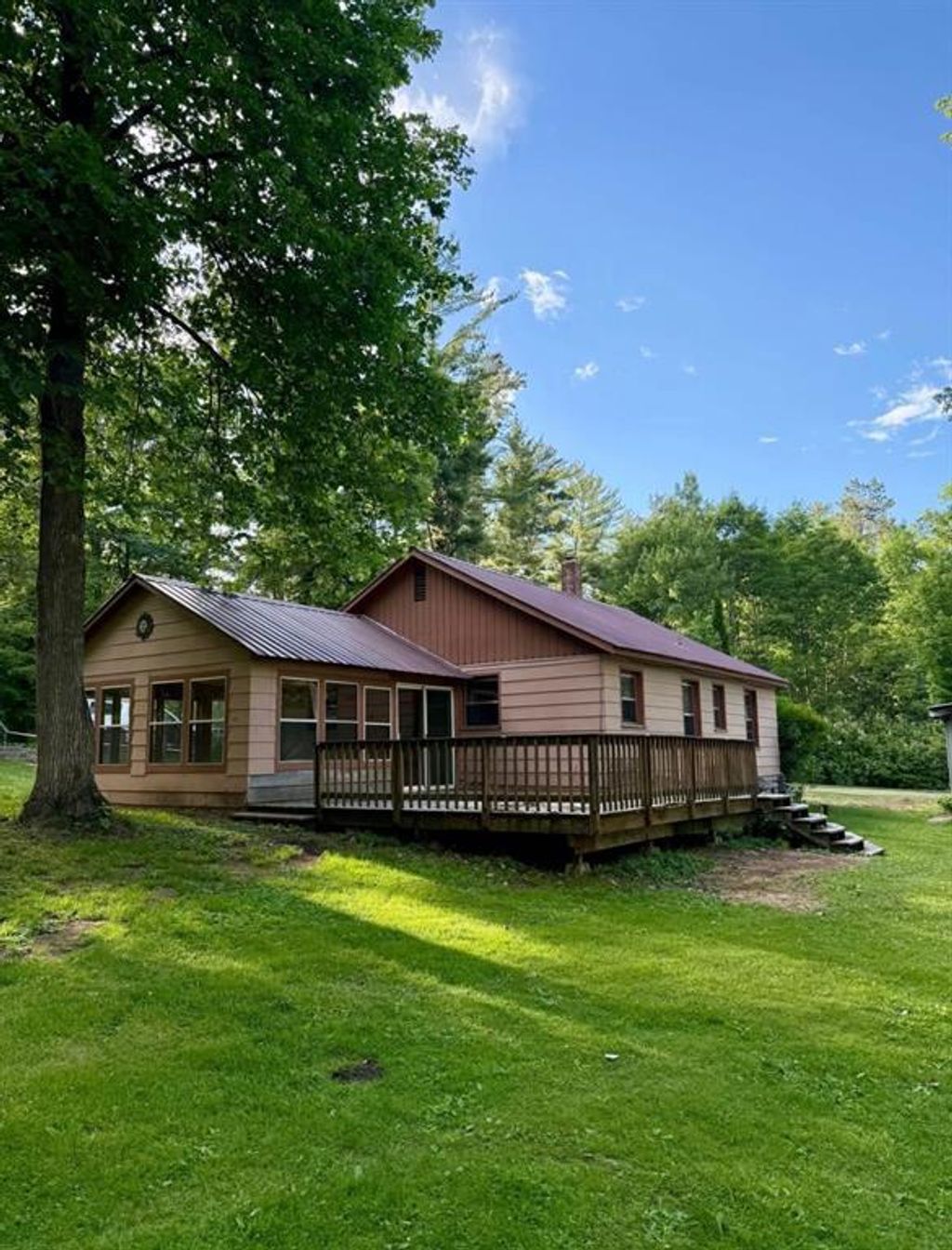 Photo of 9292 E Evergreen AVENUE, Solon Springs, WI 54873 (MLS # 1602902)