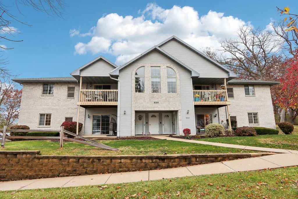 Photo of 9312 W Loomis ROAD #4, Franklin, WI 53132 (MLS # 1937541)