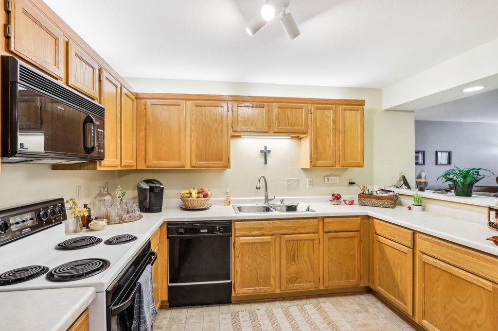 Photo of 9312 W Loomis ROAD #4, Franklin, WI 53132 (MLS # 1937541)