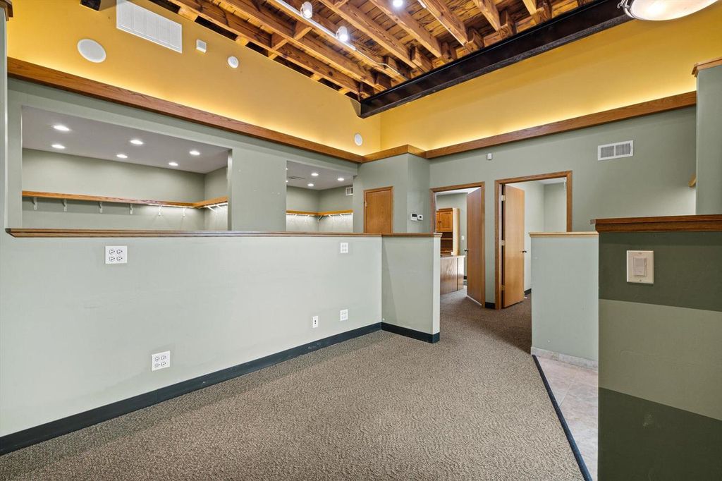 Photo of 6835 30th AVENUE, Kenosha, WI 53142 (MLS # 1946348)