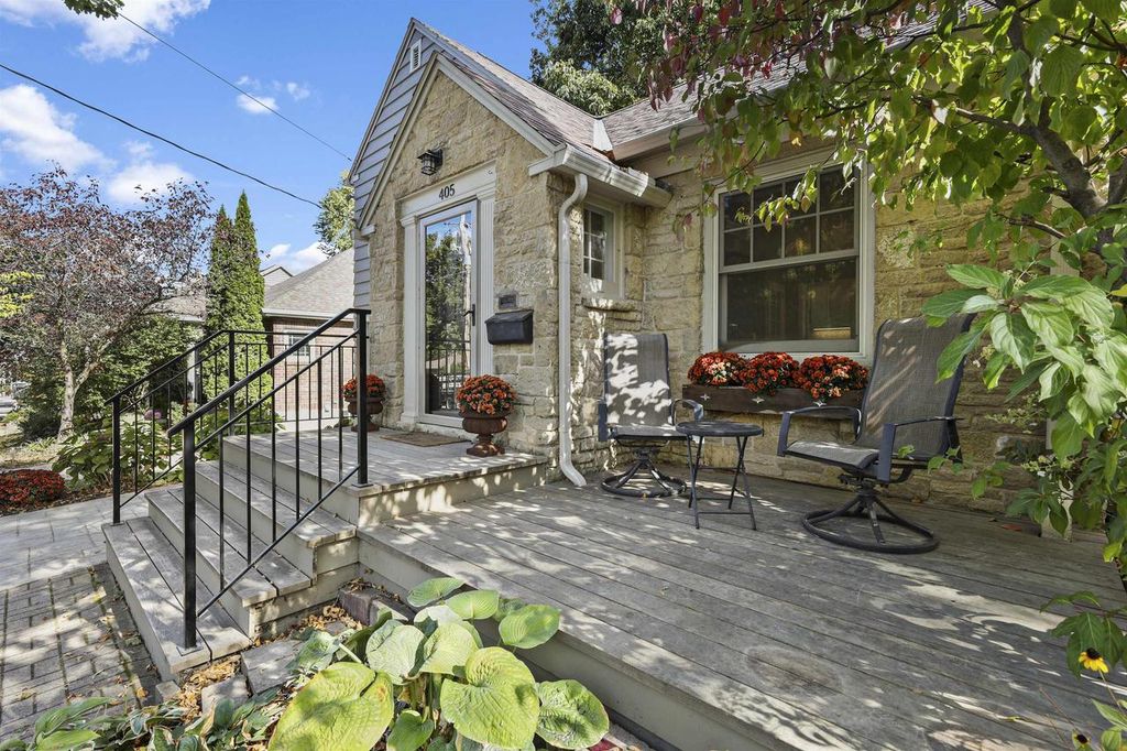 Photo of 405 N Franklin AVENUE, Madison, WI 53705 (MLS # 2010910)