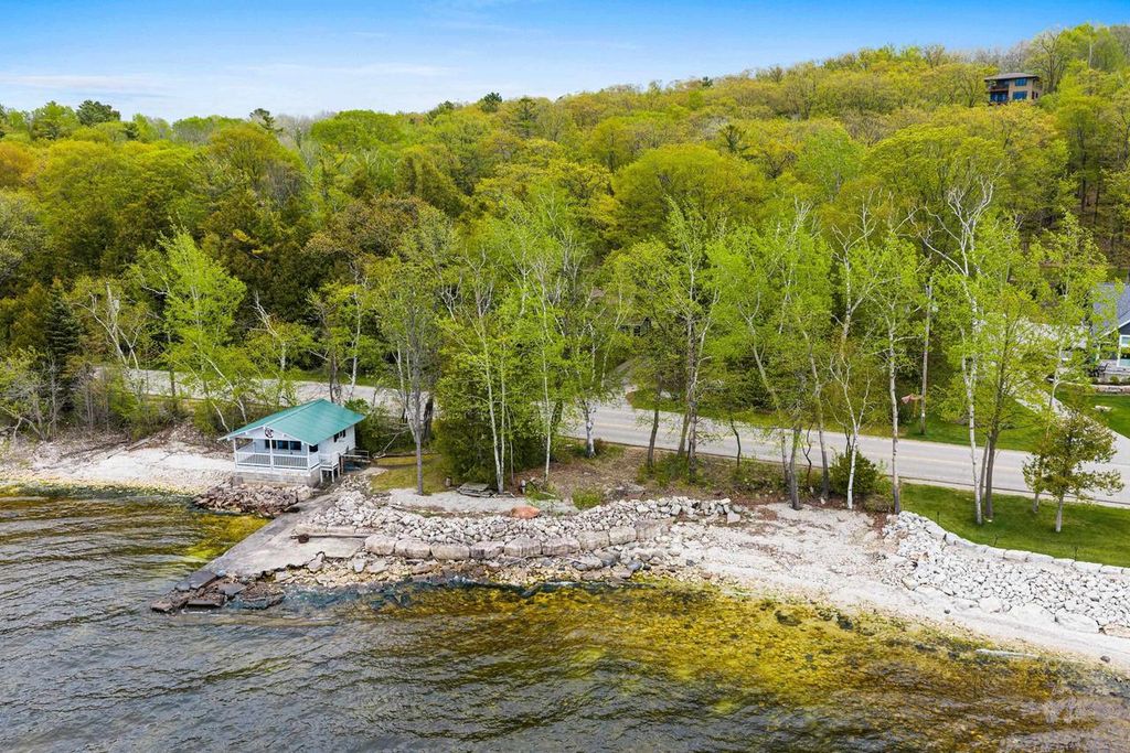 Photo of Bay Shore DRIVE, Sturgeon Bay, WI 54235 (MLS # 50326022)