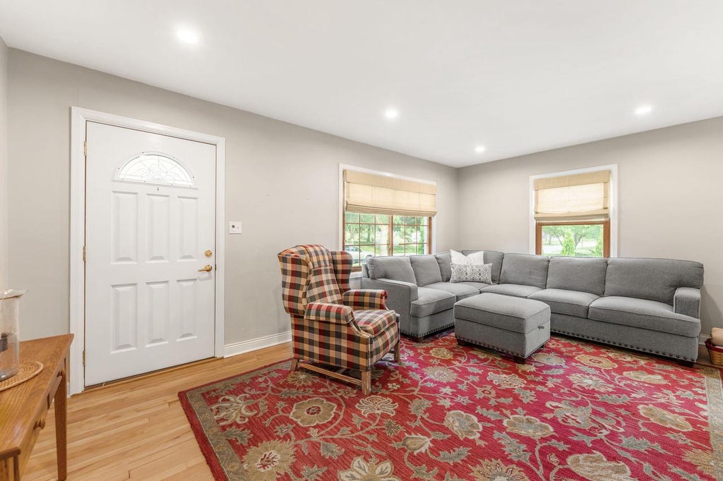 Photo of W59N777 Highwood DRIVE, Cedarburg, WI 53012 (MLS # 1971305)