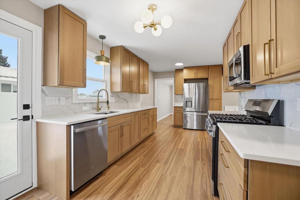 Photo of 5801 W Allwood DRIVE, Franklin, WI 53132 (MLS # 1946203)