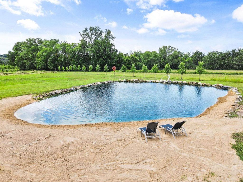 Photo of 64 Oakland ROAD, Cambridge, WI 53523 (MLS # 2014465)