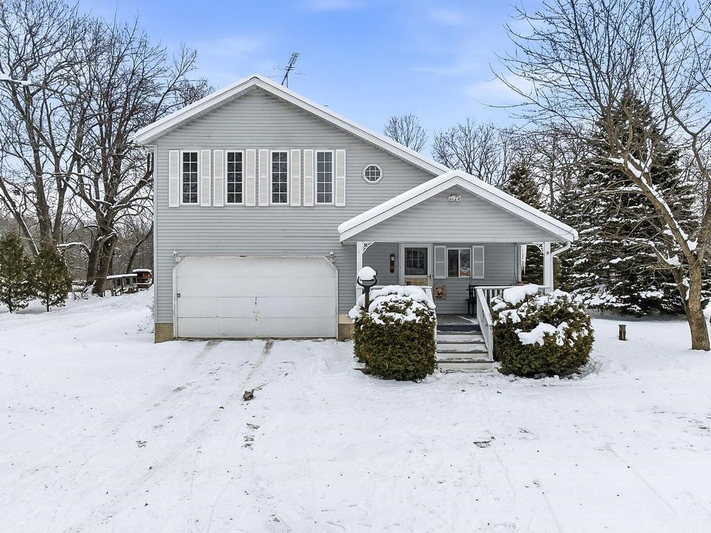 Photo of N7294 Manske ROAD, Lake Mills, WI 53551 (MLS # 2013383)