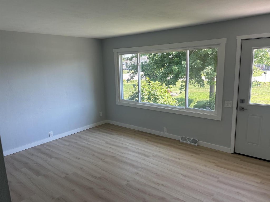 Photo of 3046 West Avalon ROAD, Janesville, WI 53546 (MLS # 2029789)