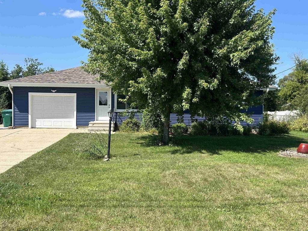 Photo of 3046 West Avalon ROAD, Janesville, WI 53546 (MLS # 2029789)