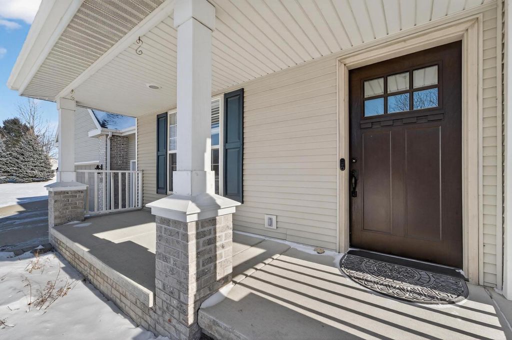 Photo of 7571 Heather Knoll LANE, Verona, WI 53593 (MLS # 2015193)