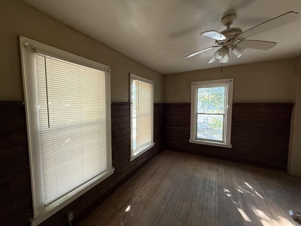 Photo of 3701 W Kilbourn AVENUE, Milwaukee, WI 53208 (MLS # 1940517)