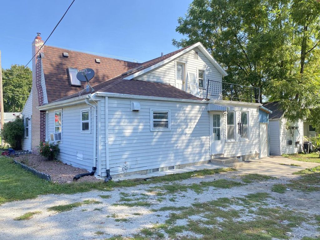 Photo of 503 S Putnam STREET, Whitewater, WI 53190 (MLS # 1936071)