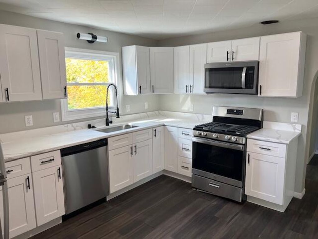 Photo of 6119 N Spencer PLACE, Milwaukee, WI 53218 (MLS # 1941289)