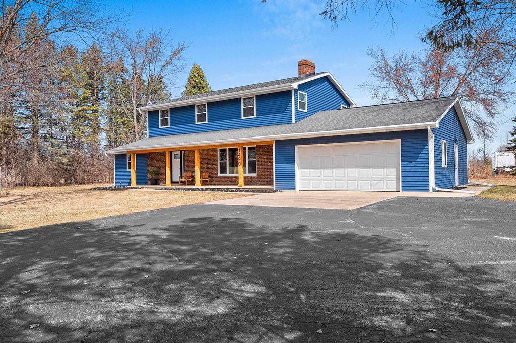 Photo of 1490 Fernando DRIVE, De Pere, WI 54115 (MLS # 50323225)