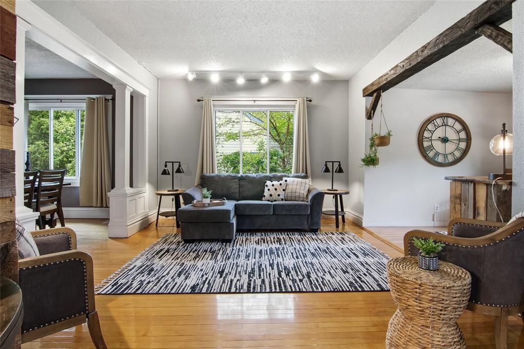 Photo of 927 Sheridan ROAD, Eau Claire, WI 54703 (MLS # 1601429)
