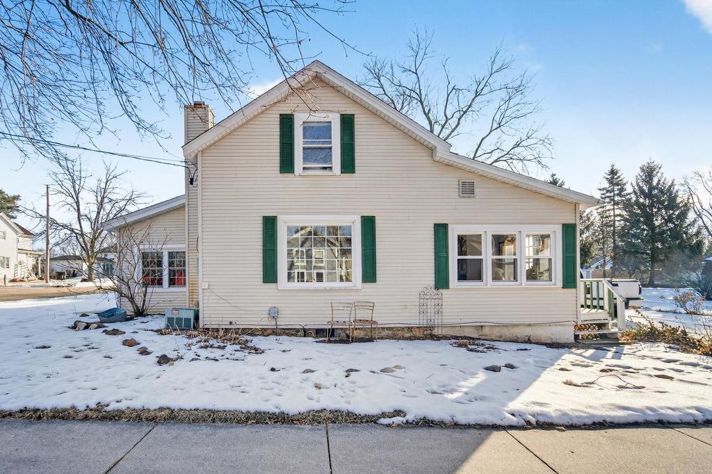 Photo of 480 Freeman STREET, Genoa City, WI 53128 (MLS # 1949984)