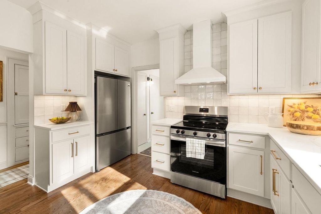 Photo of 2262 N 71st STREET, Wauwatosa, WI 53213 (MLS # 1951916)