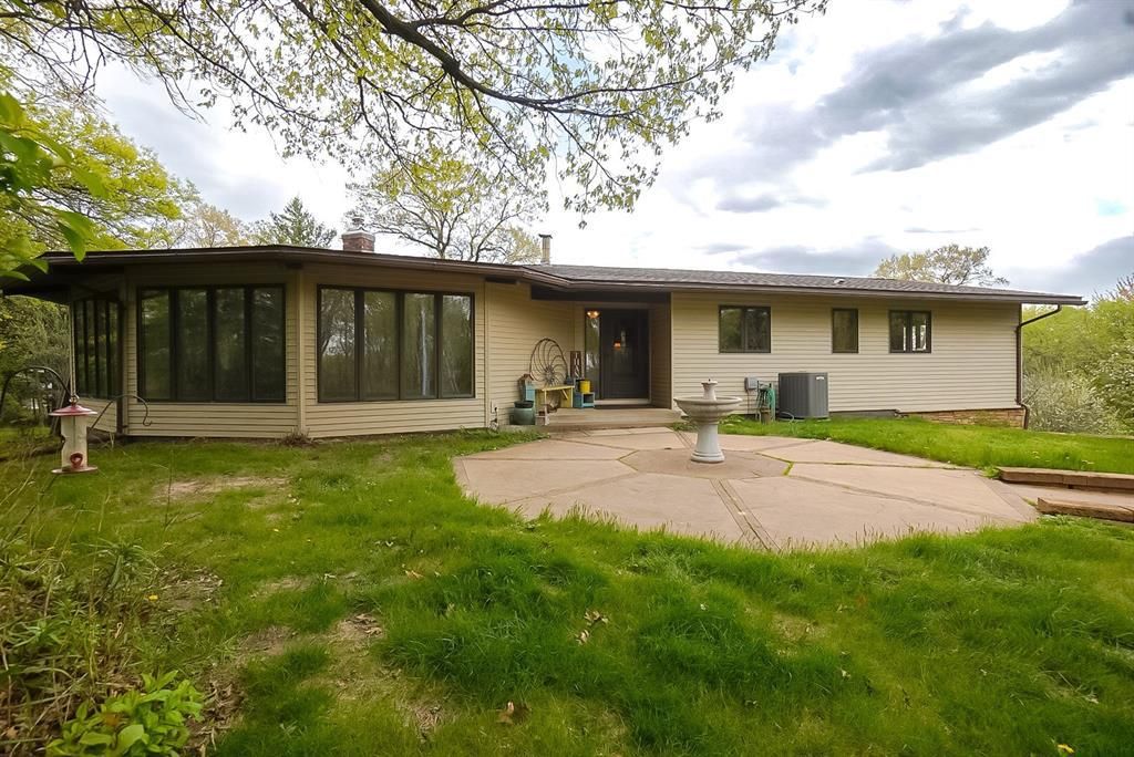 Photo of E655 Woodridge DRIVE, Eau Claire, WI 54701 (MLS # 1600907)