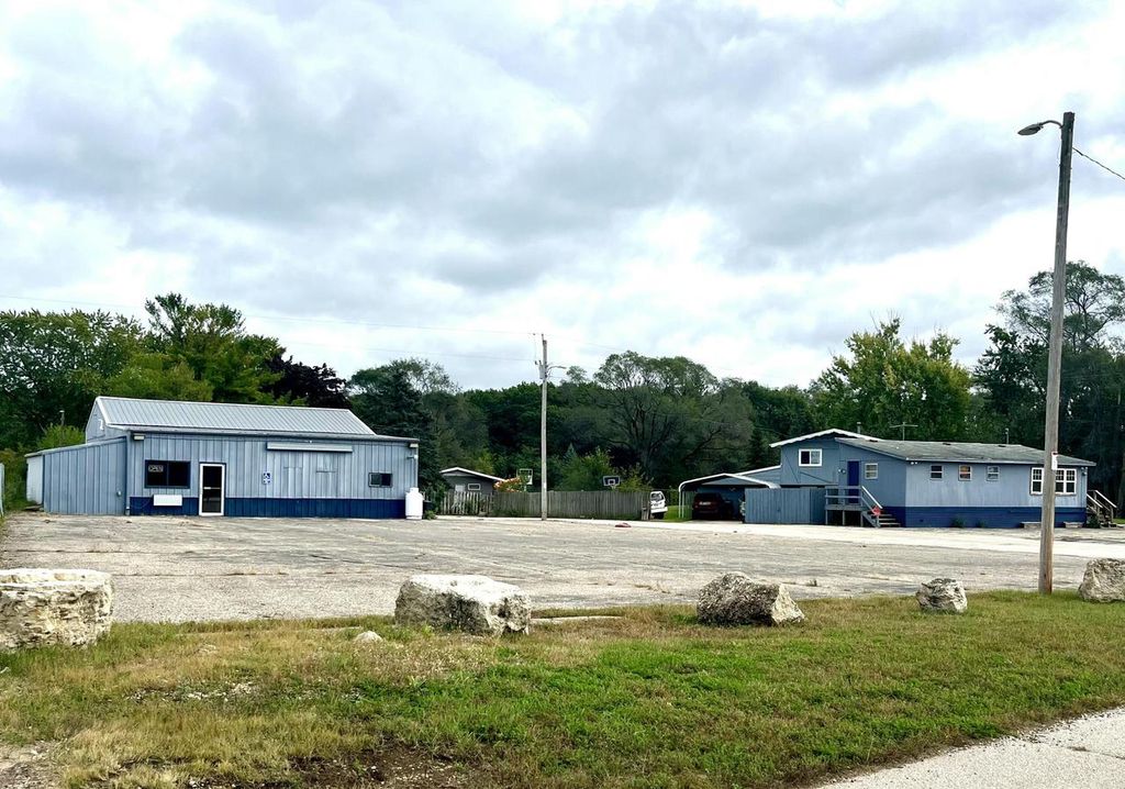 Photo of N5106 State Road 35, Onalaska, WI 54650 (MLS # 1938270)
