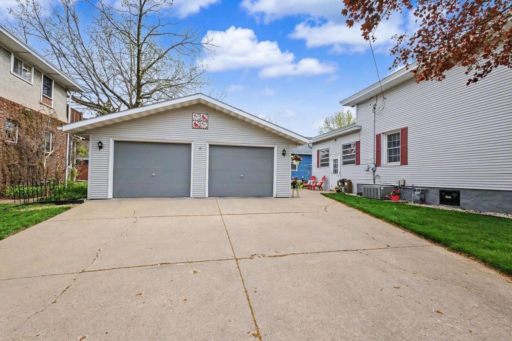 Photo of 1901 Strongs AVENUE, Stevens Point, WI 54481 (MLS # 22601948)