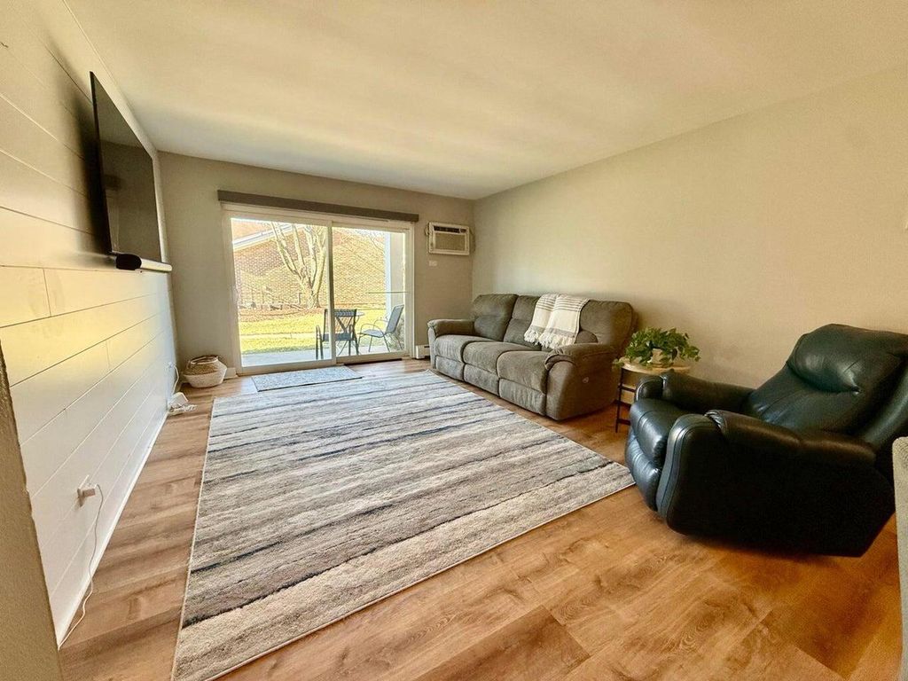 Photo of 108 Evelyn LANE #Unit B, Lake Geneva, WI 53147 (MLS # 1947458)