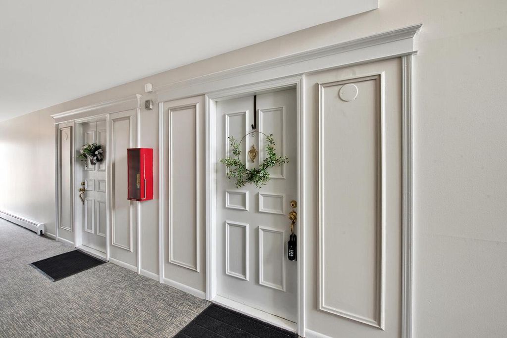 Photo of 108 Evelyn LANE #Unit B, Lake Geneva, WI 53147 (MLS # 1947458)