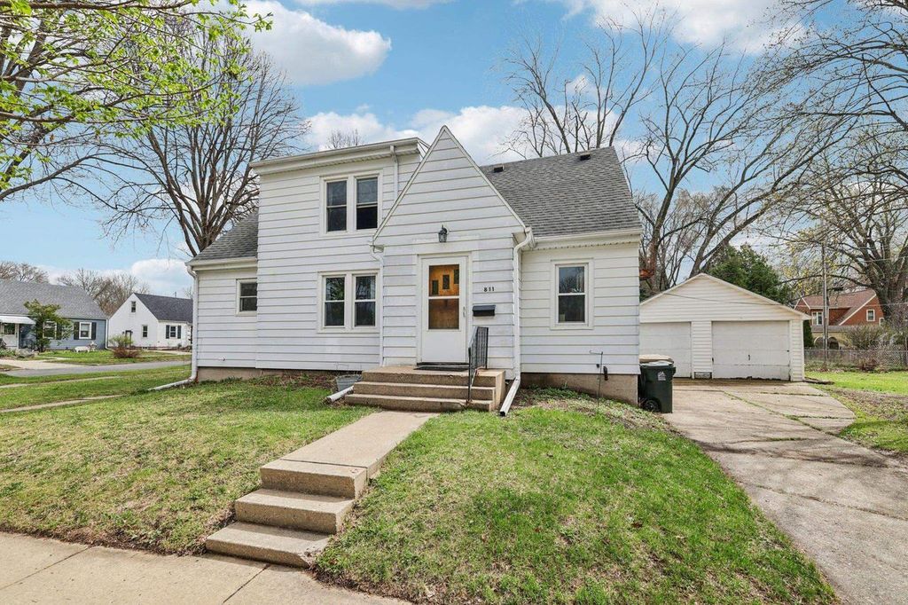 Photo of 811 North STREET, Madison, WI 53704 (MLS # 2020767)