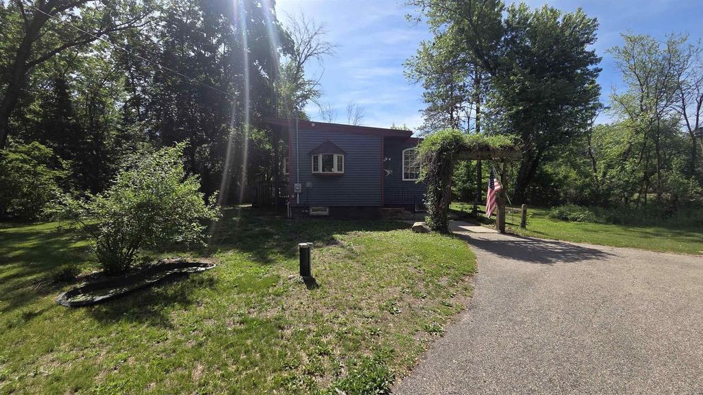 Photo of 6522 N Middle STREET, Westfield, WI 53964 (MLS # 2024595)
