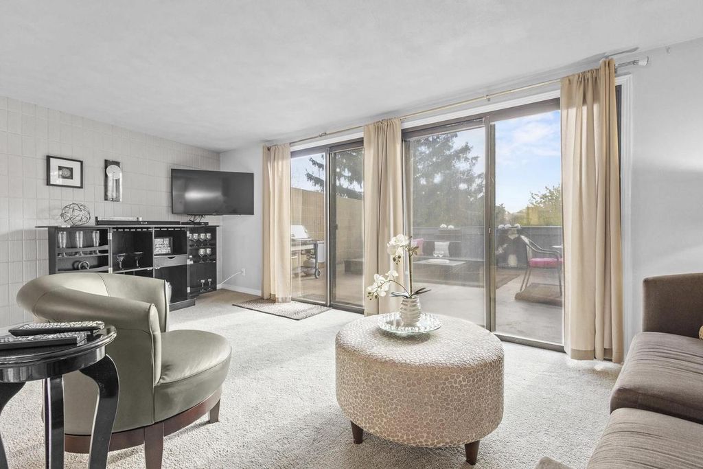 Photo of 4545 W Pine STREET #E, Appleton, WI 54914 (MLS # 50324755)