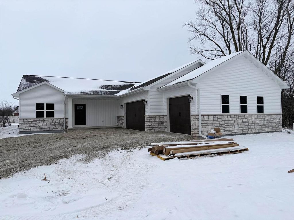 Photo of 126 Southfield COURT, Neenah, WI 54956 (MLS # 50320792)