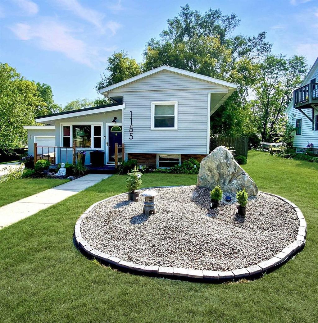 Photo of 1155 S Norwood AVENUE, Green Bay, WI 54304 (MLS # 50320534)