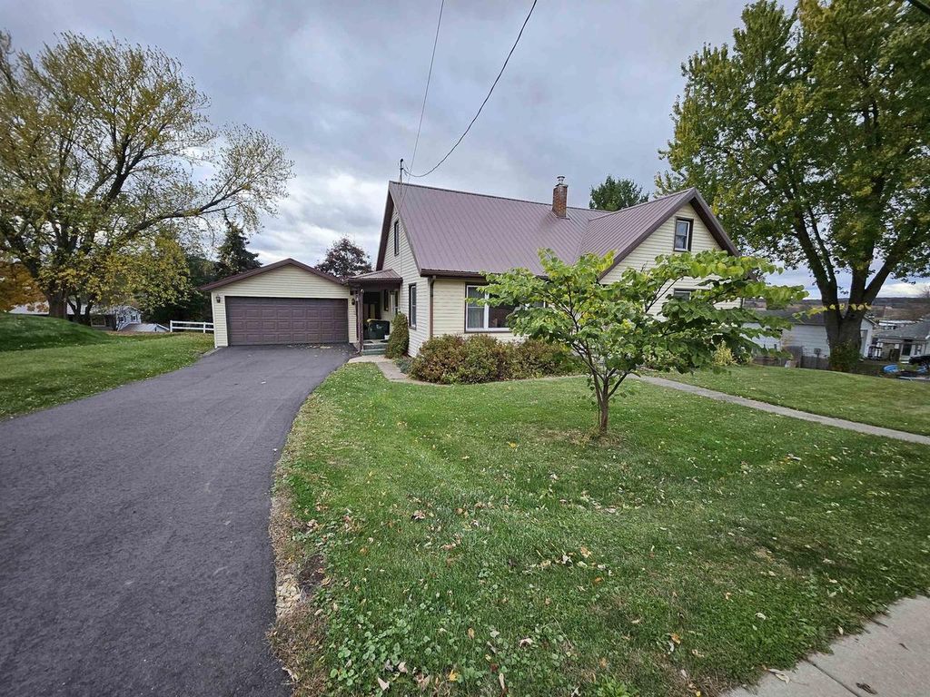 Photo of 350 Main STREET, Loganville, WI 53943 (MLS # 2008309)