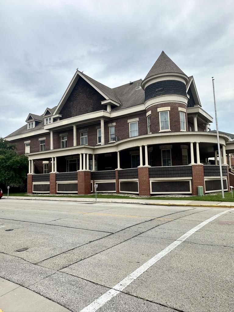 Photo of 33 Sheboygan STREET, Fond Du Lac, WI 54935 (MLS # 50327806)