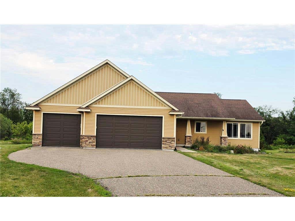 Photo of 439 Jordyn LANE, Hudson, WI 54016 (MLS # 7120934)