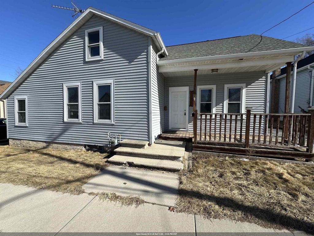 Photo of 1409 S 10th STREET, Manitowoc, WI 54220 (MLS # 50319155)