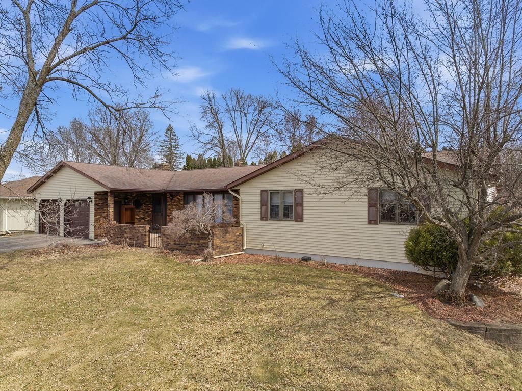 Photo of 1307 N Wood AVENUE, Marshfield, WI 54449 (MLS # 22600612)