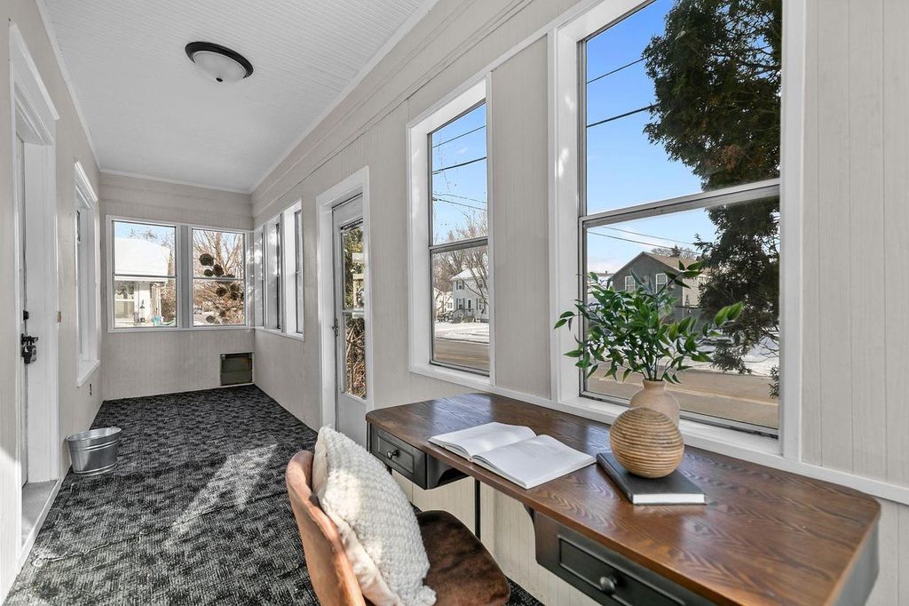 Photo of 272 S Park AVENUE, Fond Du Lac, WI 54935 (MLS # 50320327)