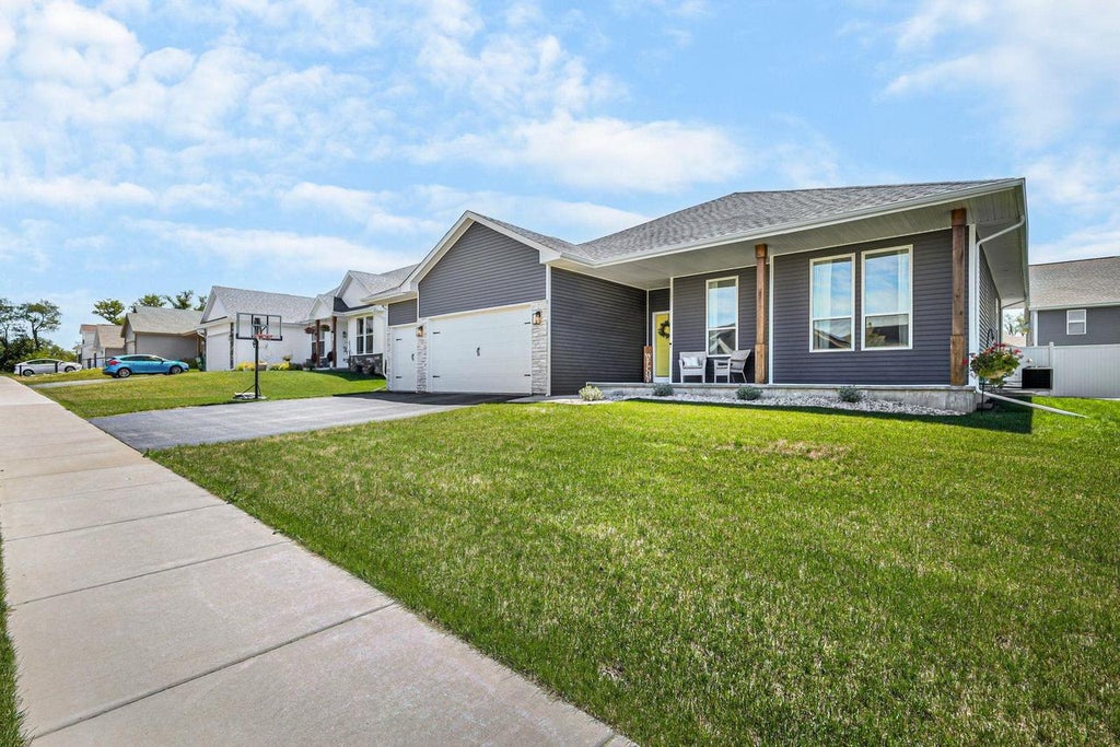 Photo of 313 Cherry STREET, Edgerton, WI 53534 (MLS # 2029976)