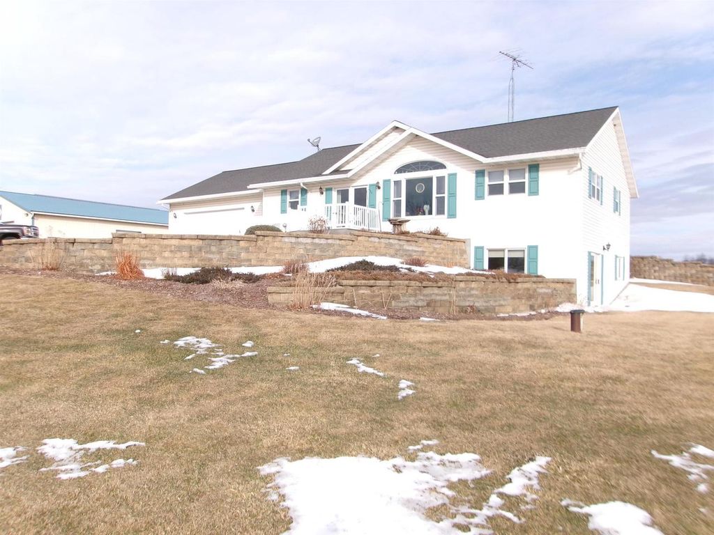 Photo of W13325 County Rd AS ROAD, Brandon, WI 53919 (MLS # 2016526)