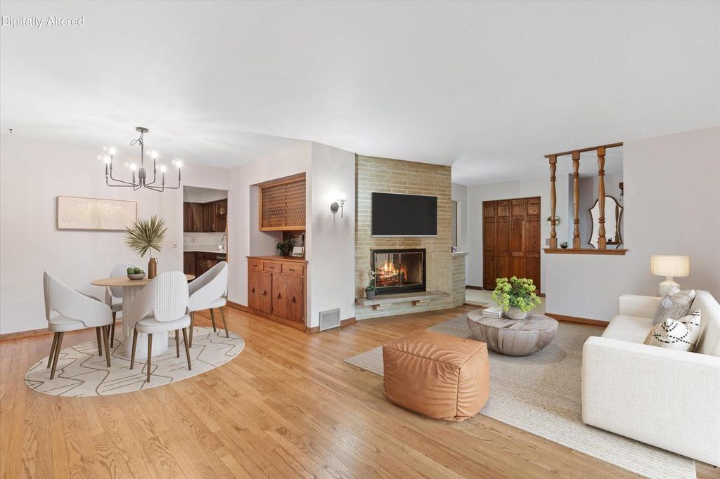 Photo of 5224 W Rita DRIVE, Milwaukee, WI 53219 (MLS # 1959435)