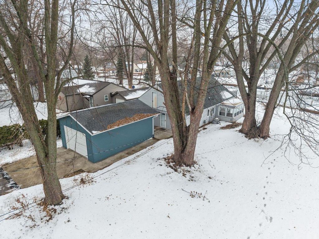 Photo of 958 Cozy LANE, Oshkosh, WI 54901 (MLS # 50319590)