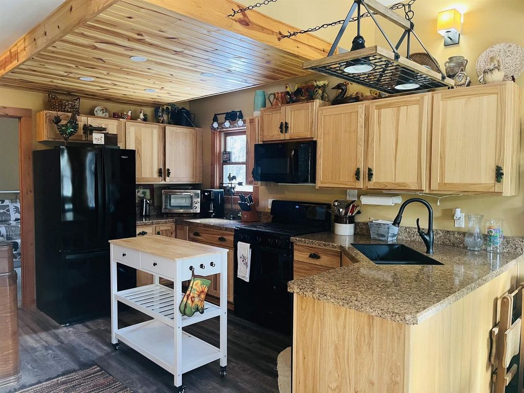 Photo of N4750 Whitetail LANE, Elroy, WI 53929 (MLS # 2016224)