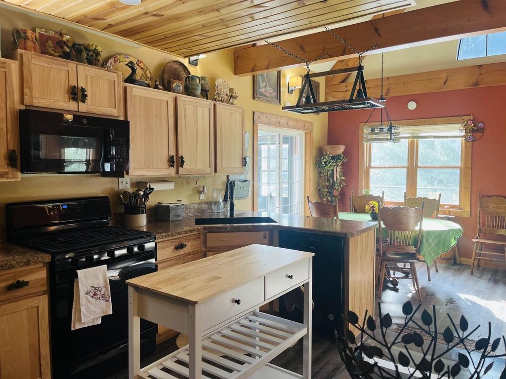 Photo of N4750 Whitetail LANE, Elroy, WI 53929 (MLS # 2016224)