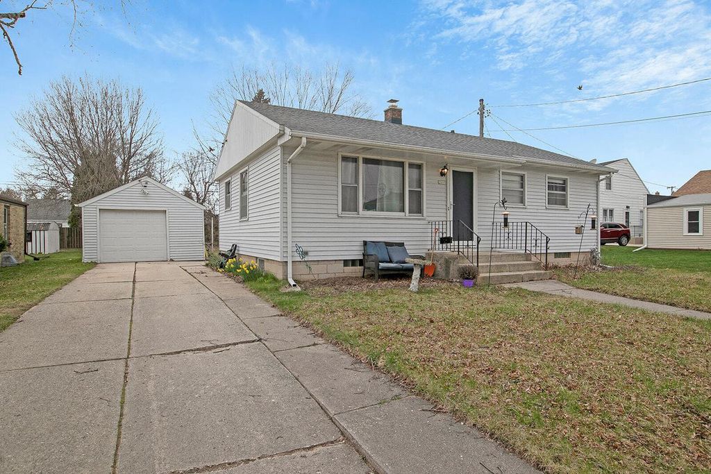 Photo of 2010 N 22nd STREET, Sheboygan, WI 53081 (MLS # 1958498)