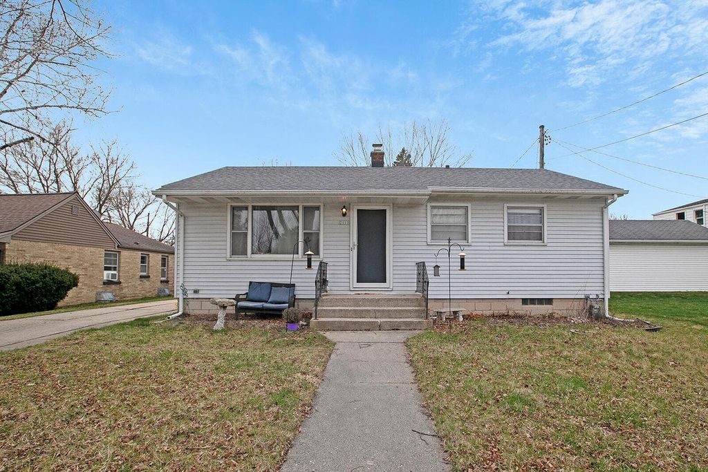 Photo of 2010 N 22nd STREET, Sheboygan, WI 53081 (MLS # 1958498)