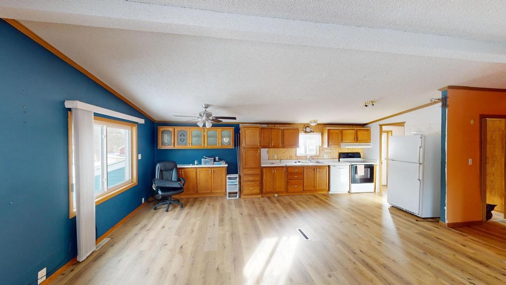 Photo of S3527 Bobcat TRAIL, Fountain City, WI 54629 (MLS # 1949099)