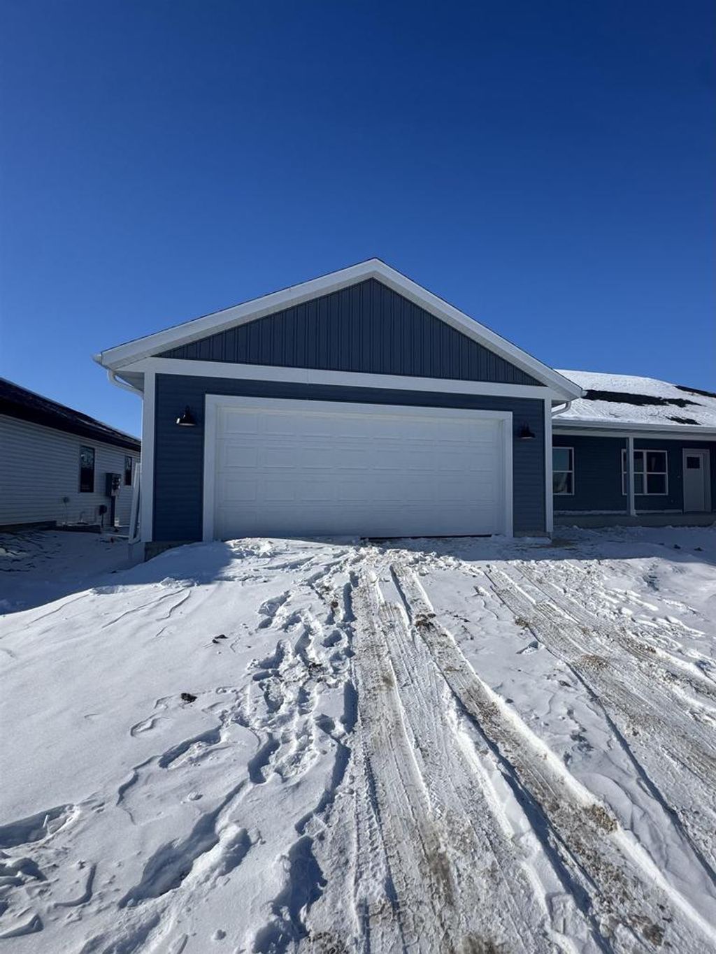 Photo of 280 Santa Maria DRIVE, Arlington, WI 53911 (MLS # 2015920)