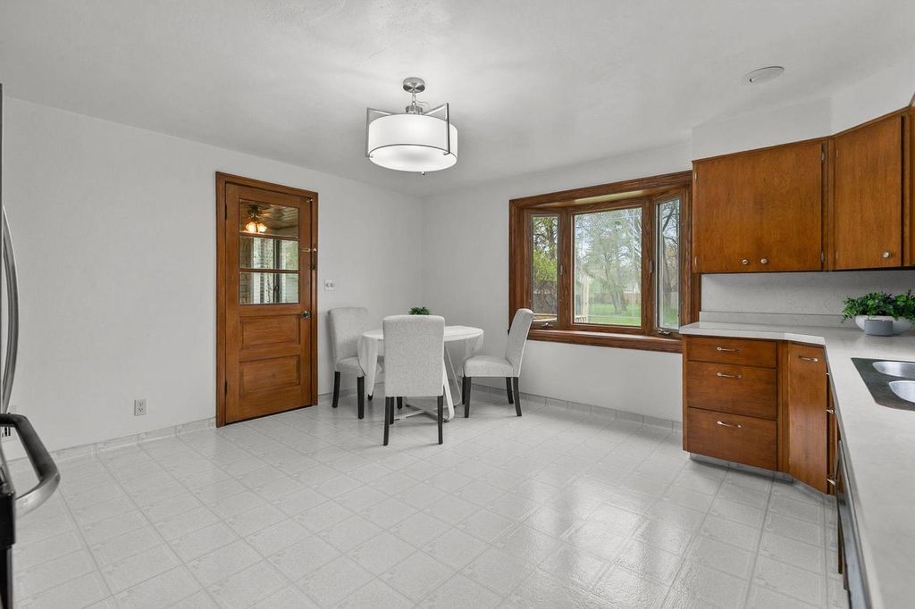Photo of 319 S Spruce STREET, Appleton, WI 54914 (MLS # 50324336)